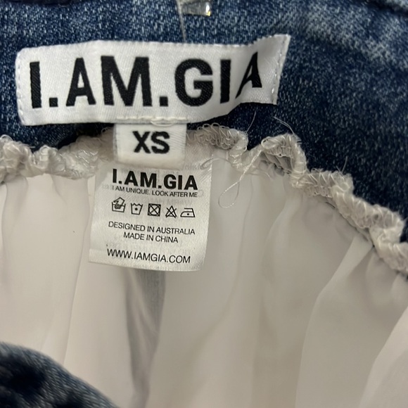 Women's I.AM.GIA. Jean Blouse Top - Picture 7 of 7